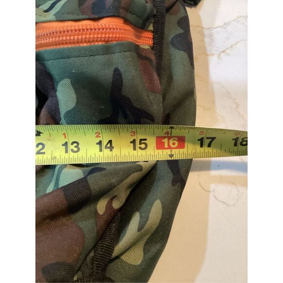 Diaper Dude Messenger Diaper Bag Camo - Picture 5 of 11